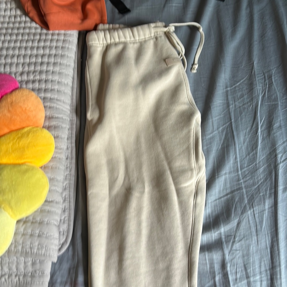 Essentials Sweat (Small)
